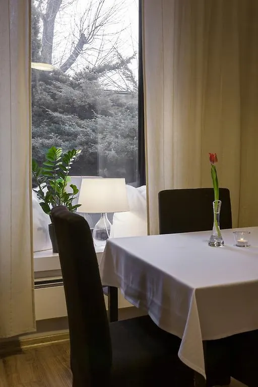 Zespol Pokoi Goscinnych Pan Poznań Maison d'hôtes